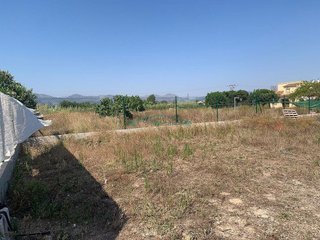 Terreno en venta en Oliva Nova en Oliva