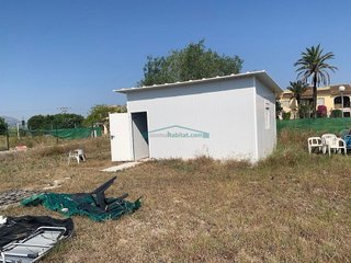 Terreno en venta en Oliva Nova en Oliva