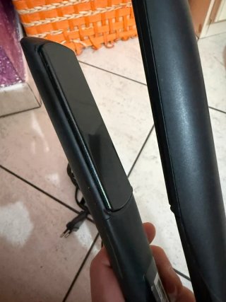 Piastra GHD Platinum + Nera e Argento