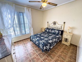 Casa adosada en venta en Playa de los Locos en Torrevieja