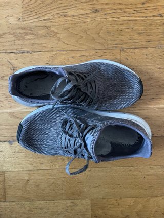 Adidas Swift Run Gris