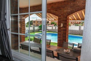 Chalet en venta en Berà Mar - El Francaset en Roda de Barà