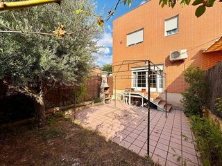 Casa adosada en venta en Aguas Vivas en Guadalajara