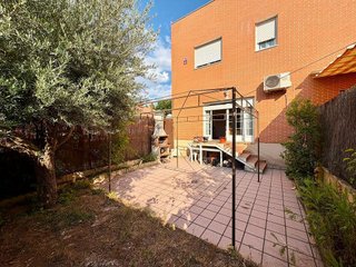 Casa adosada en venta en Aguas Vivas en Guadalajara