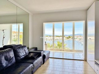 Piso en venta en Empuriabrava en Castelló d´Empúries