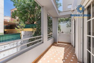 Piso en venta en Bola de Oro - Serrallo en Granada