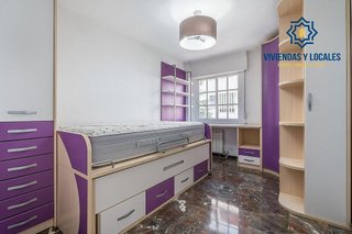 Piso en venta en Bola de Oro - Serrallo en Granada