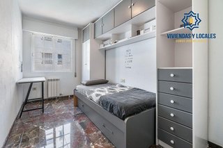 Piso en venta en Bola de Oro - Serrallo en Granada
