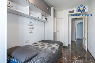 Piso en venta en Bola de Oro - Serrallo en Granada