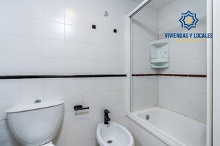 Piso en venta en Bola de Oro - Serrallo en Granada