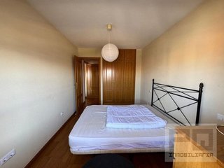 Piso en venta en Universidad en Ávila