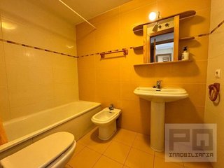 Piso en venta en Universidad en Ávila