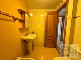 Piso en venta en Universidad en Ávila