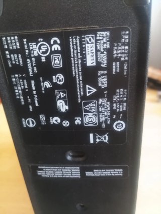 Ordenador Dell con pantalla