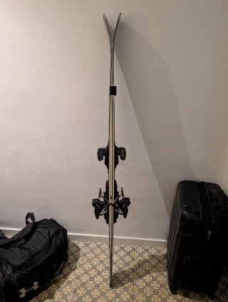 Esquís Atomic Vantage 86 Ti (+ porta esqui!!)