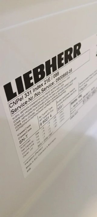 NEVERA COMBI LIEBHERR NO FROST ENERGÍA A+