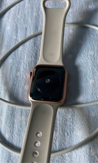Apple Watch Beige/Dorado