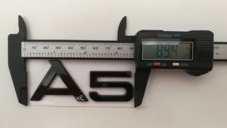 EMBLEMA LOGO TRASERO AUDI A5 NEGRO