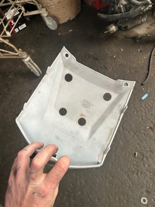 Tapa Trasera colin Suzuki Burgman 400 2018