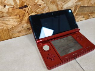 Nintendo 3DS Console - Rosso Metallico