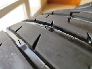 Neumáticos 225/40 R18 Y