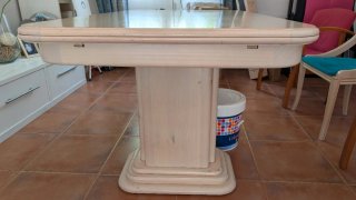 Mesa comedor extensible madera beige