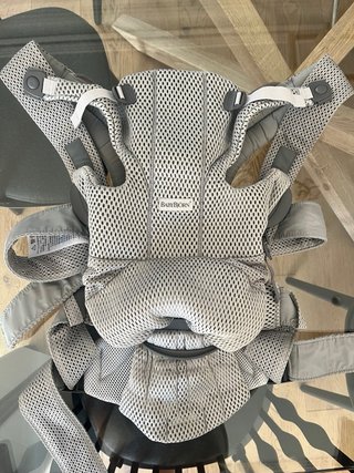 Mochila Portabebés BabyBjörn Move Gris