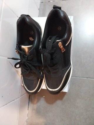 Zapatos Clement Salus Talla 40 Negros y Dorados
