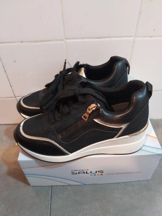 Zapatos Clement Salus Talla 40 Negros y Dorados