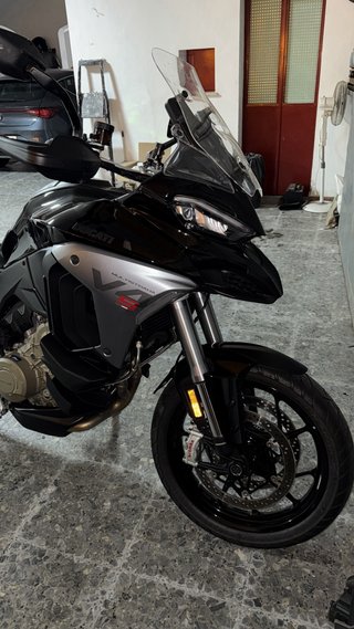 Ducati Multistrada V4S