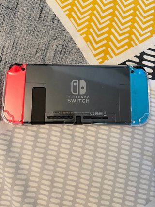 Nintendo Switch Azul/Rojo + Accesorios