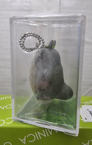 Totoro con rana llavero COMINICA Ghibli 2004 prec