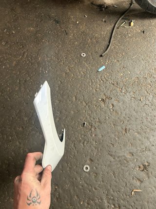 Moldura Faro Suzuki Burgman 400 2018