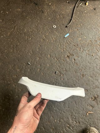 Moldura Faro Suzuki Burgman 400 2018