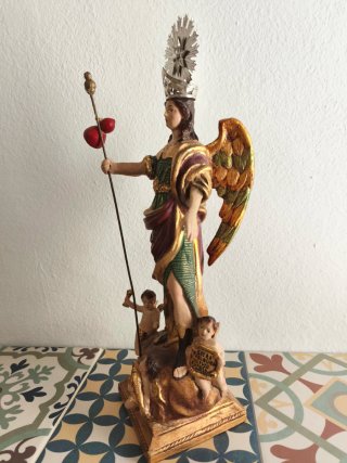 Figura Arcángel san Rafael
