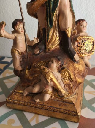 Figura Arcángel san Rafael