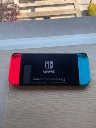 Nintendo Switch Completa Azul/Rojo