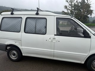 Nissan Vanette 2000