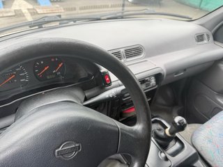 Nissan Vanette 2000