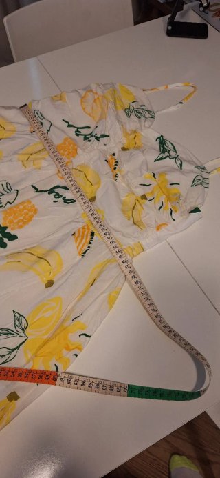 Vestito estivo con stampa frutta