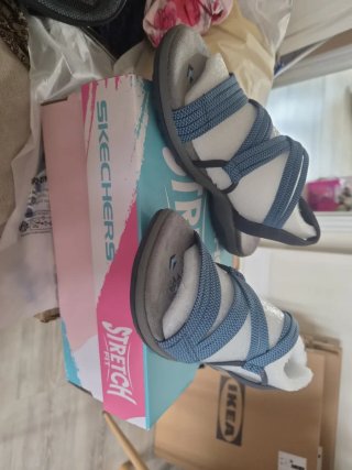 Sandalias Skechers Mujer Azul y Gris