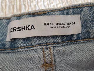 Pantalones vaqueros desgastados Bershka