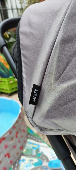 Carro de bebé Easywalker gris Modelo Jackey