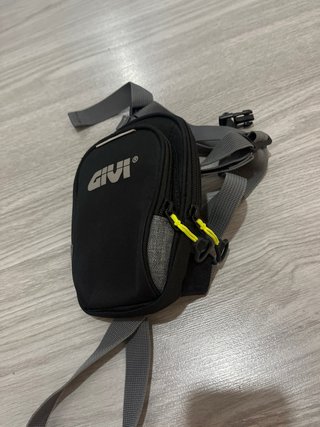 Mochila GIVI Negra y Gris