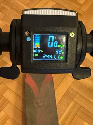 Patinete Eléctrico E-TWOW S2 Booster Plus V