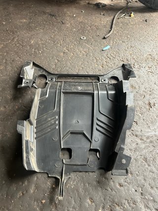 Suzuki Burgman 400 2018 Suelo Cofre
