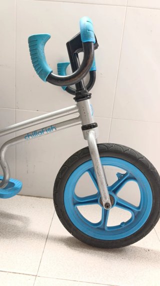 Bici sin pedales Chillafish azul