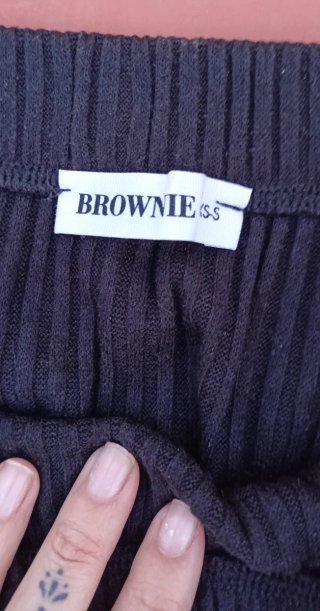 Falda midi negra Brownie