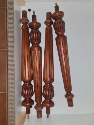 Mesa extensible de madera