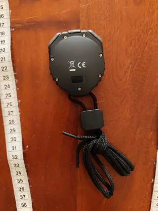 Cronómetro digital con protector de pantalla